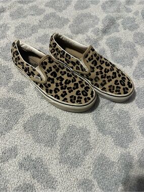 Vans Slip-On Leopard Print in Tan and Black